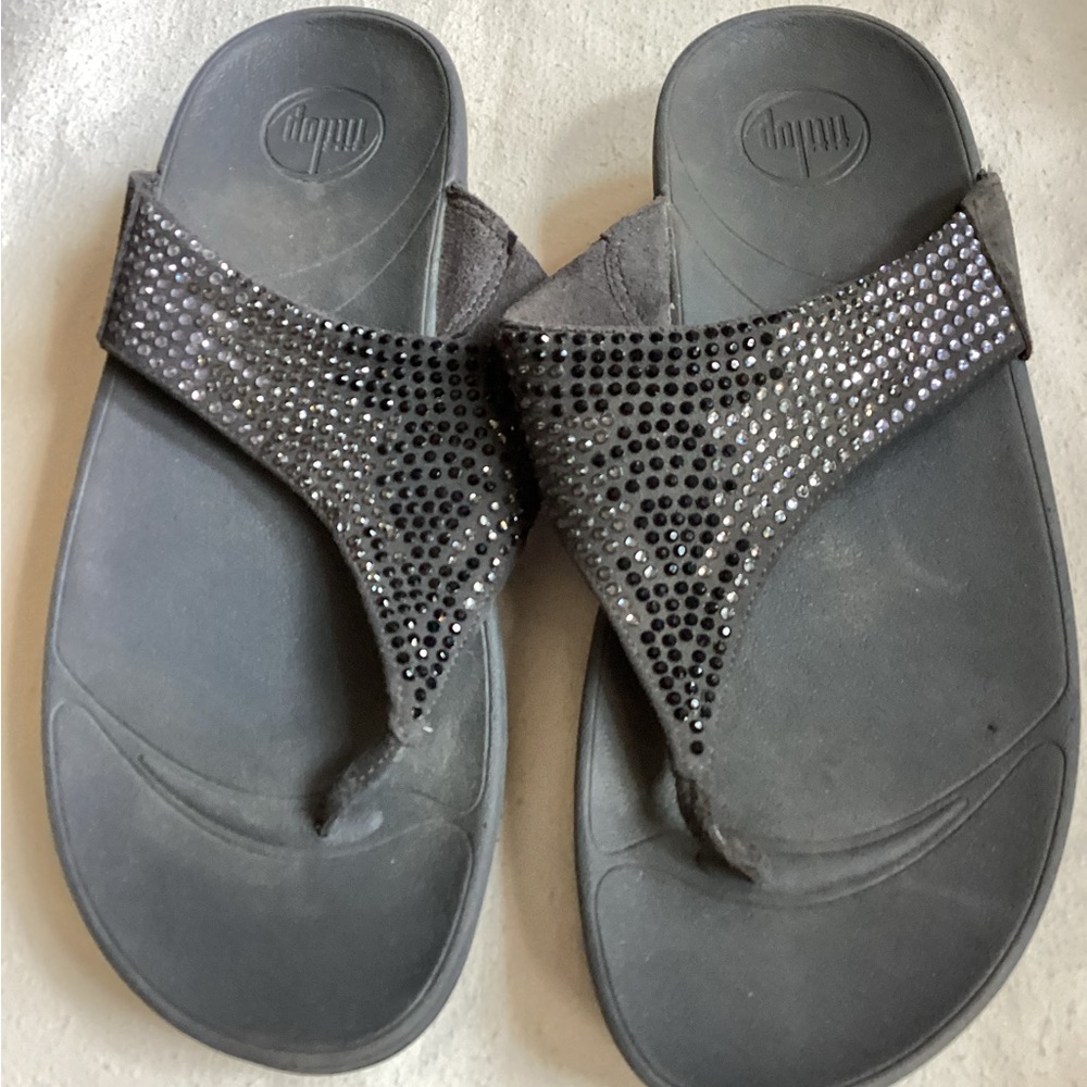 Women’s Fitflop Grey  Rhinestone Sandals- Size 9- Pre-owned - Picture 2 of 7
